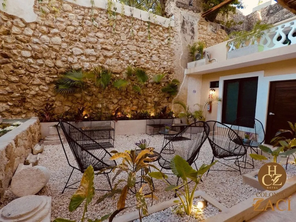 Hotel Colonial Zaci by GuruHotel