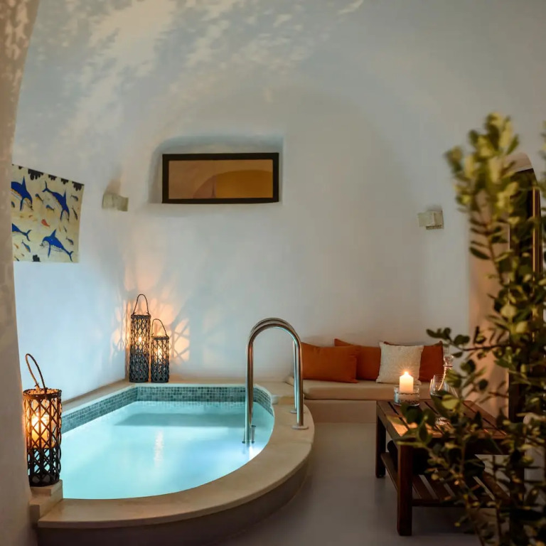 White Dream Suites