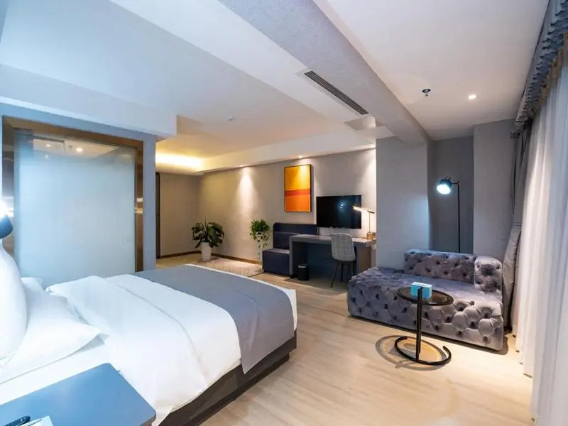 LanOu Hotel Guiyang High-Speed Railway North Station