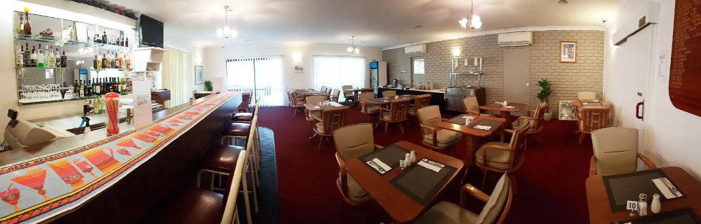 Tropic Coast Motel