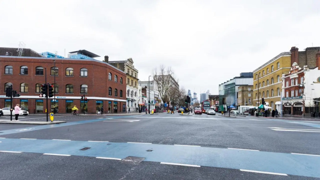 Whitechapel Grand