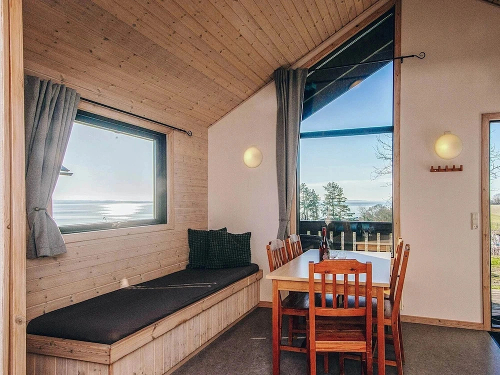 Kalovig Beach Holiday Centre