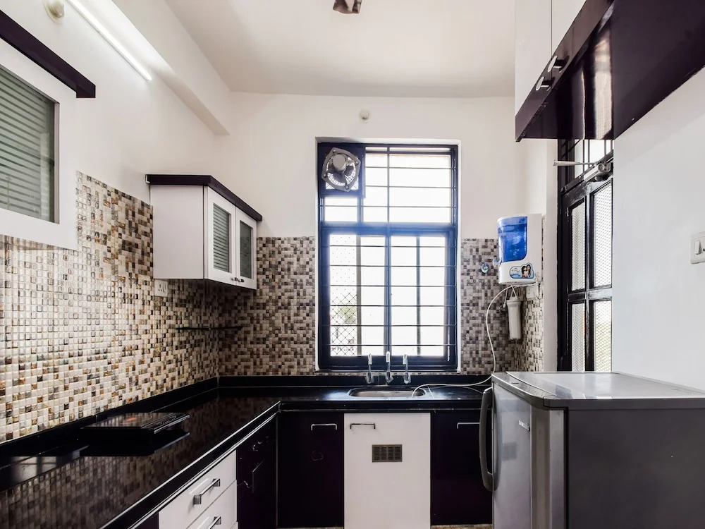 OYO 23562 Home Blissful 3BHK Nela Talaab