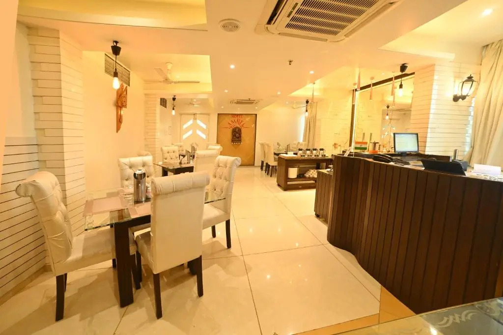 Hotel Amrta