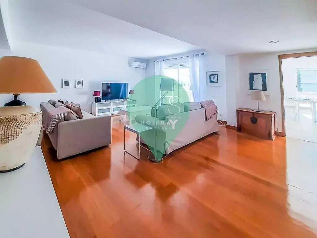 L9 Incrível e espaçoso apartamento de dois quartos