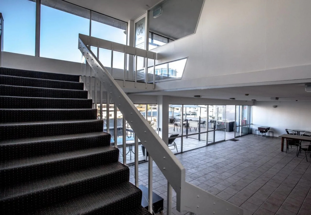 Ridge Apartment Hotel
