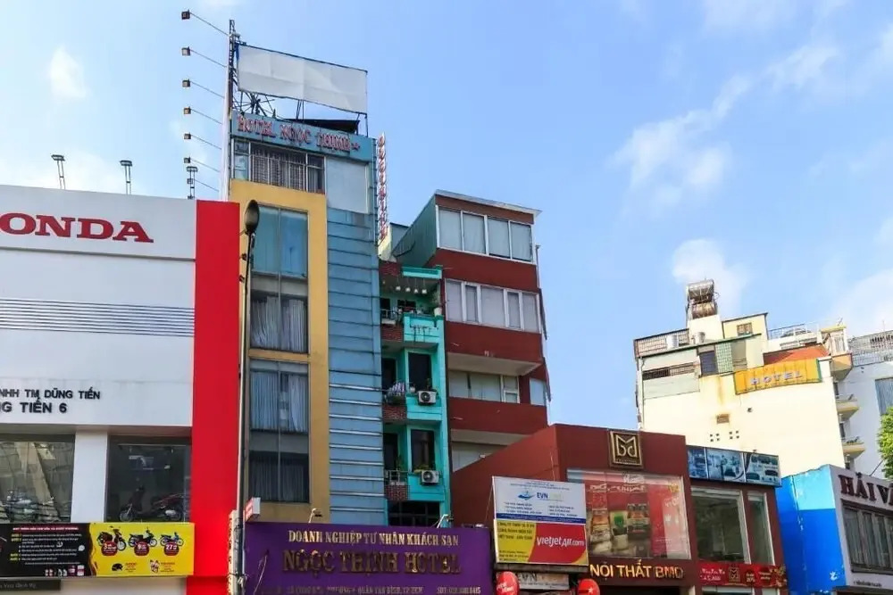 OYO 885 Ngoc Thinh Hotel