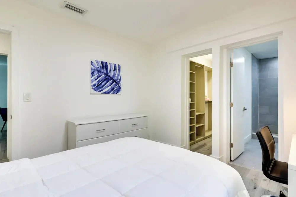 Spacious + Serene Miami Home: Walk to Metrorail