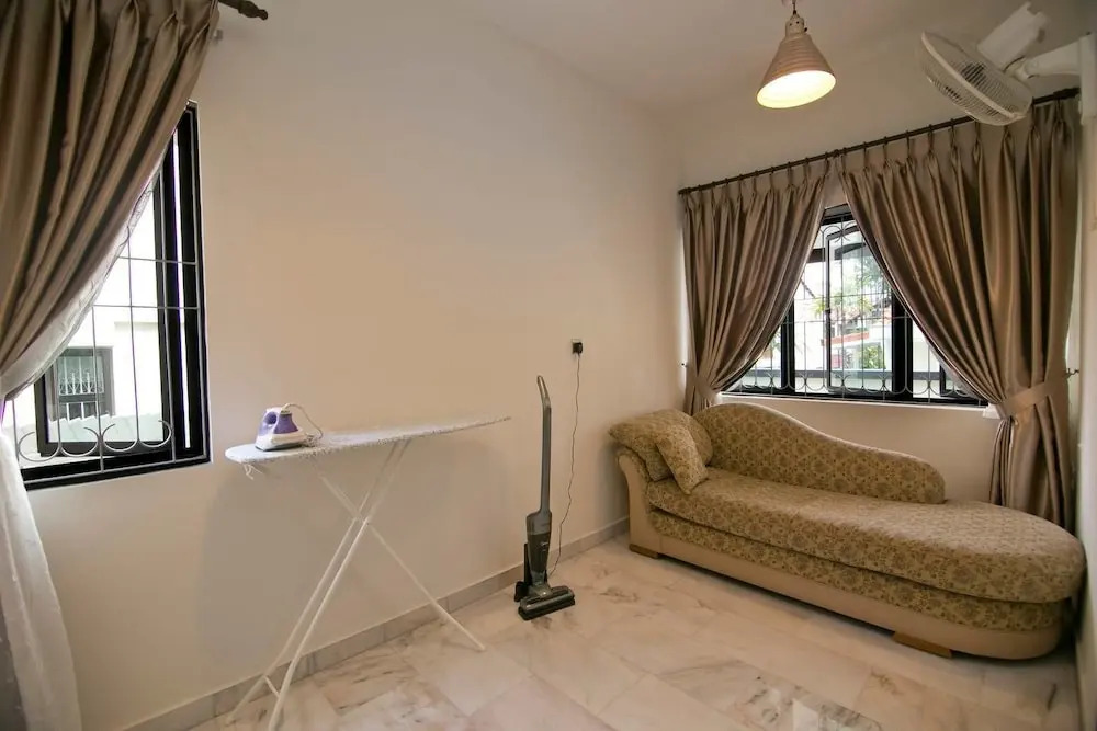 Classy Elegant Terasek Palace