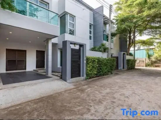 Trixie Town House Unit 3