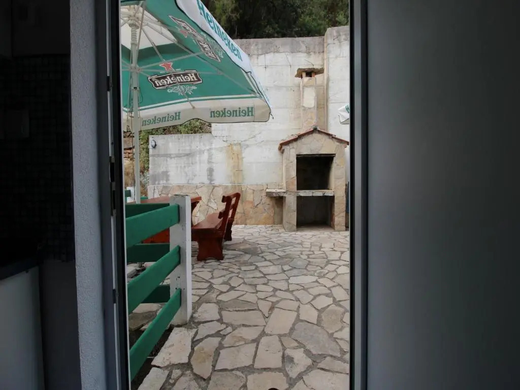 Apartments Roza 1-2