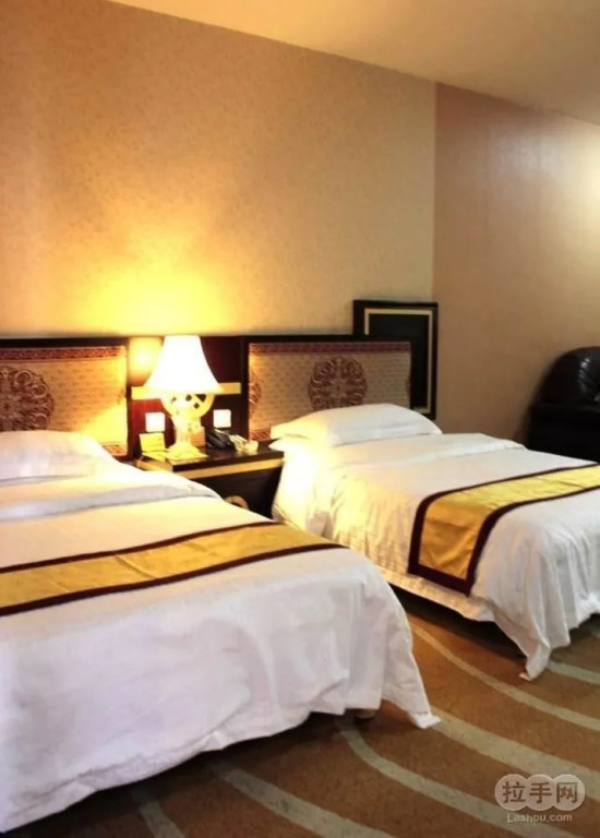 Huanan Hotel