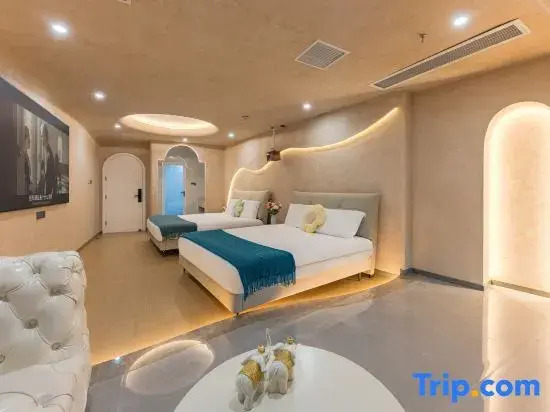Xiamen 52 Hertz Scenic Apartment (Shimao Twin Towers)