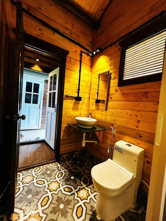 Seclude Eco Cottages