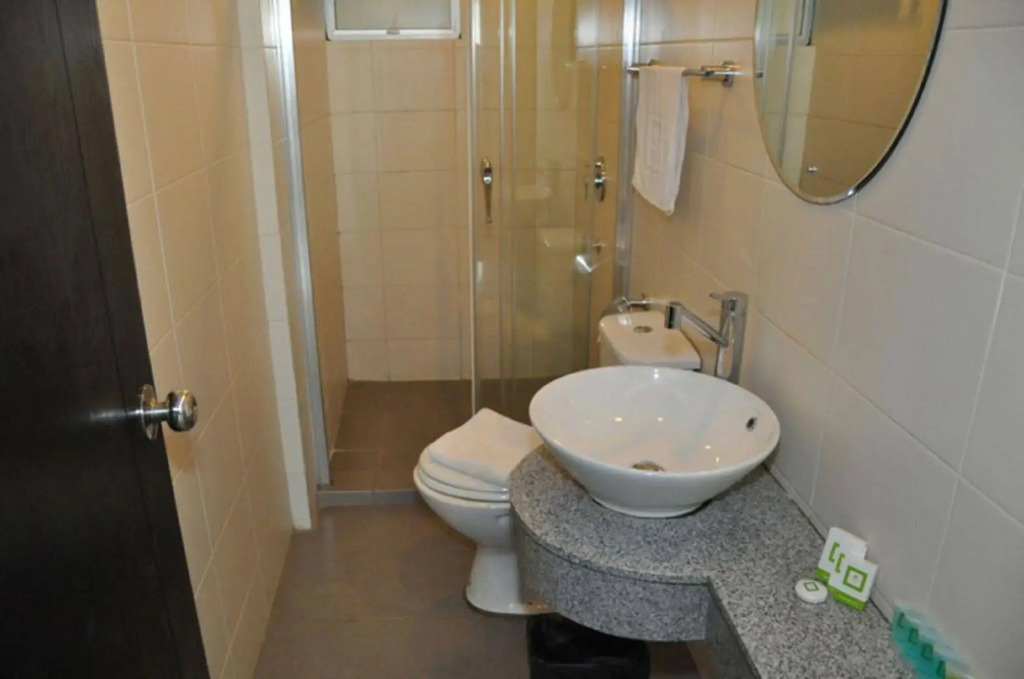 Likas Square - KK Apartment Suite