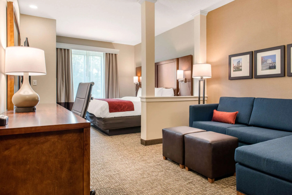 Comfort Suites Columbus Airport