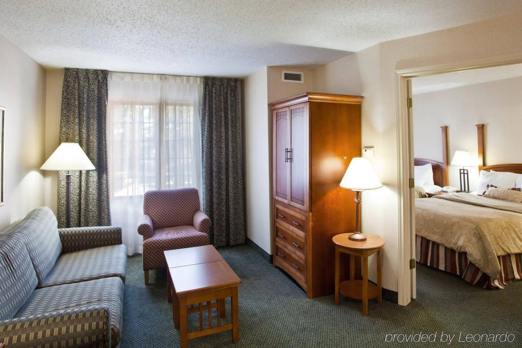 Staybridge Suites Detroit-Utica by IHG