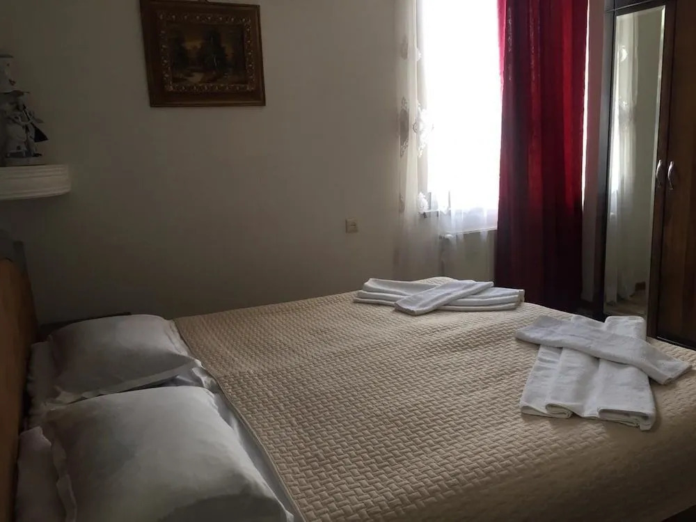 Hotel City