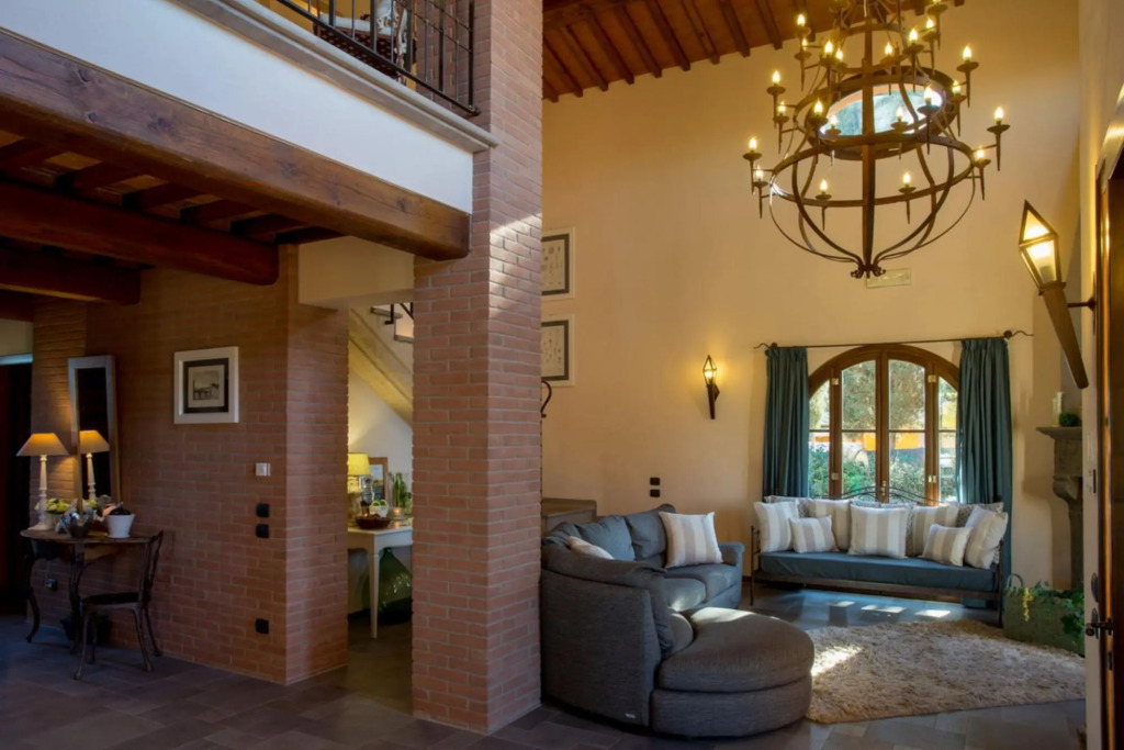 Villa with private pool between Pisa and Volterra-Villa Montelopio