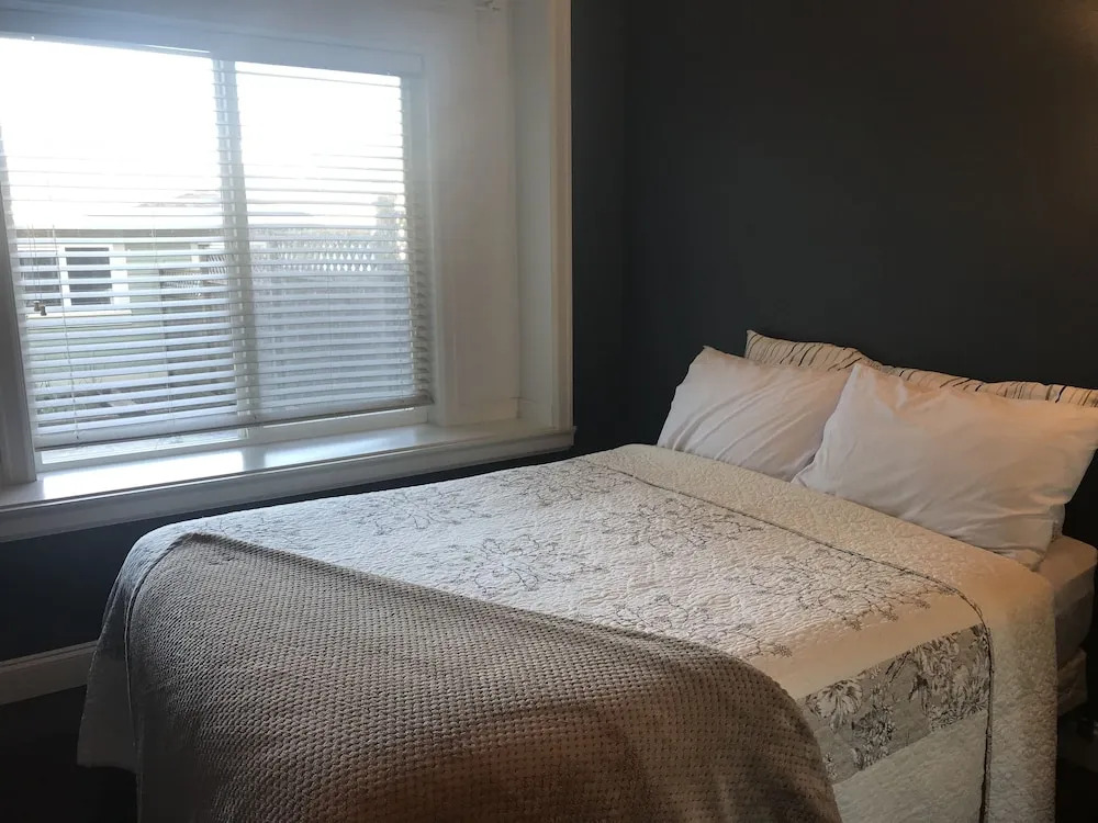 Upper Deer Lake Family Duplex Suite