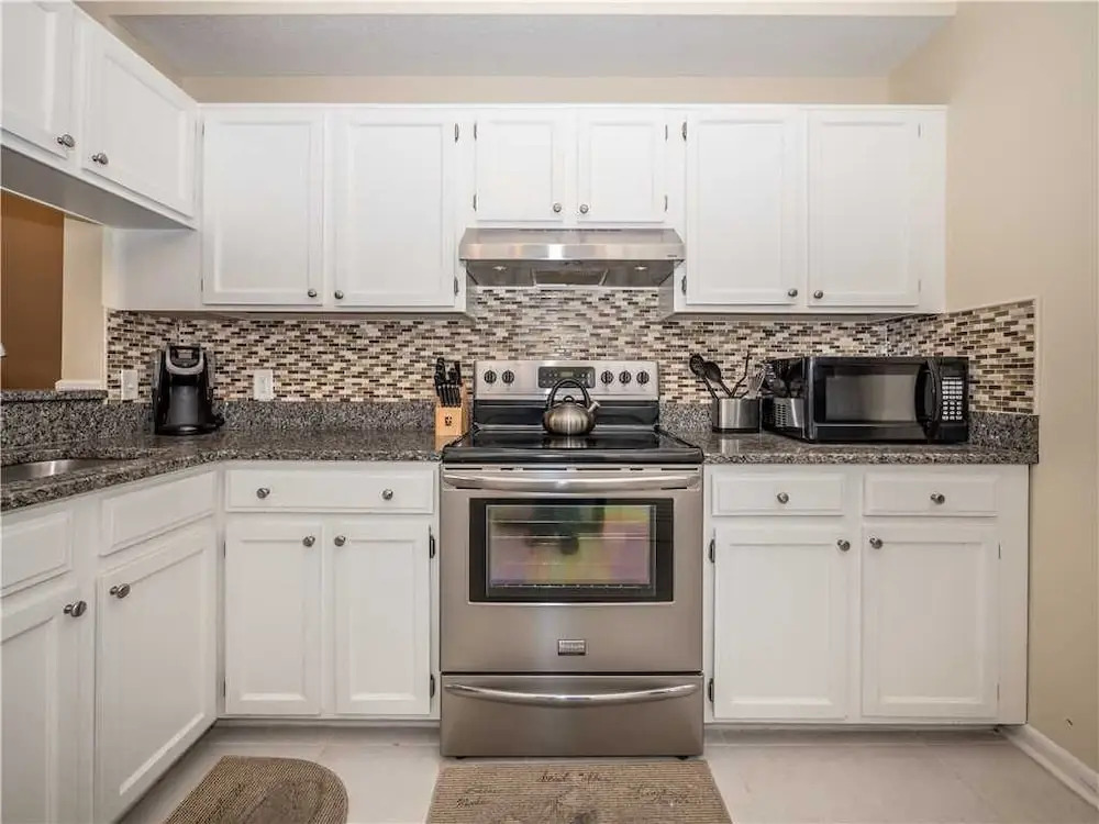 8006 Treetops - Three Bedroom Condo