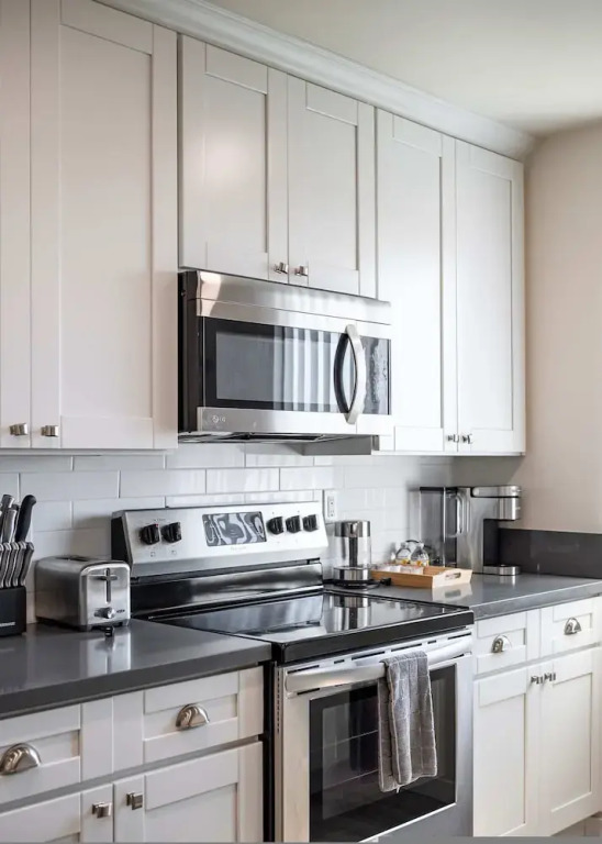 Stylish Home w Free Parking Near LA Hotspots 8