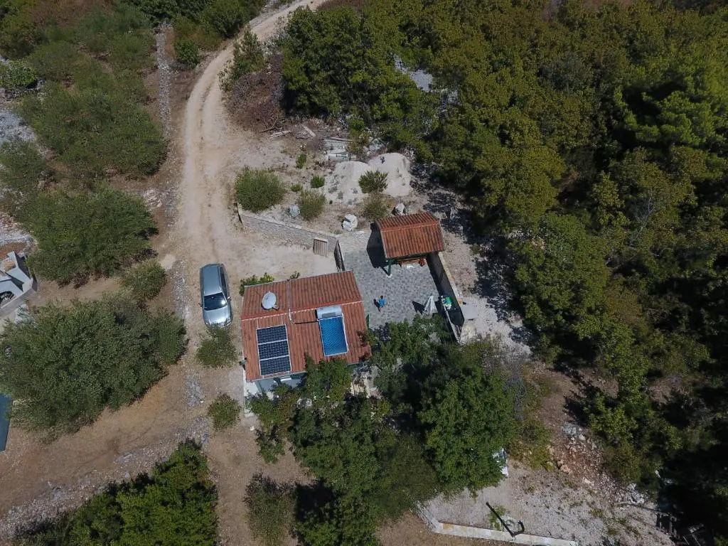 Holiday Batarelo