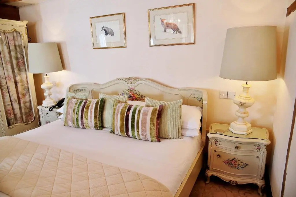 The Inglenook Hotel