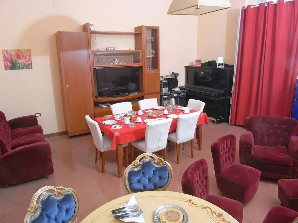 AG Home Adragna