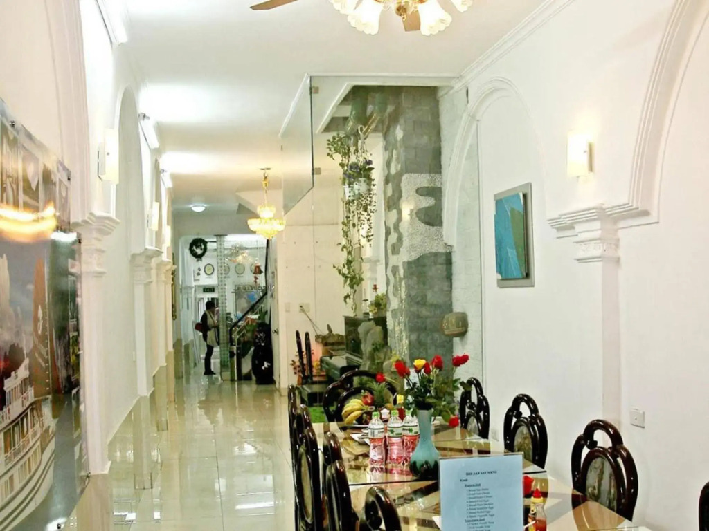 The Ambery Hanoi Boutique Hotel & Travel