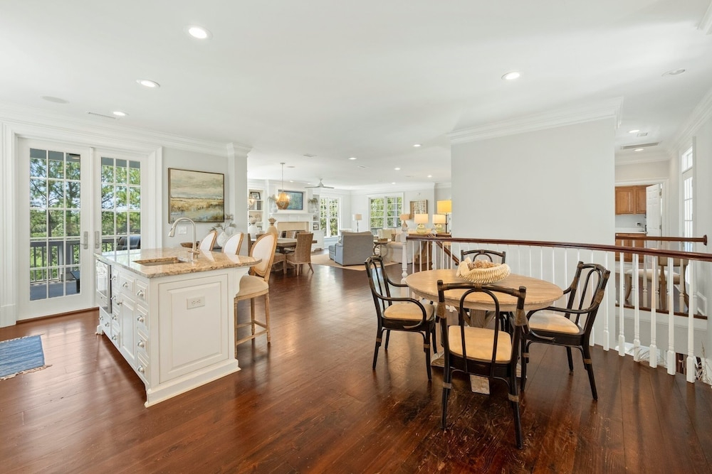 718 Collins Meadow Drive 6 Bedroom Home