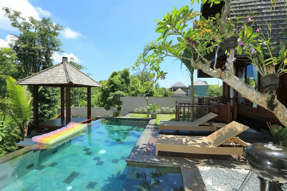 Raja Woods Villa