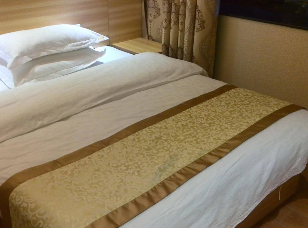 Lejunlai Business Hotel