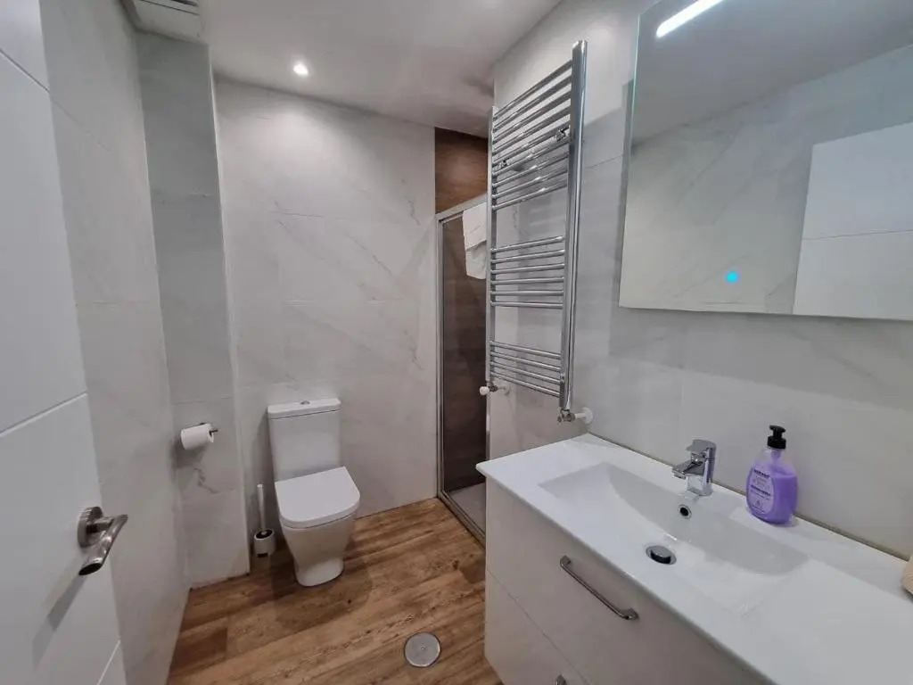 102A Apartamento moderno 2 habitaciones
