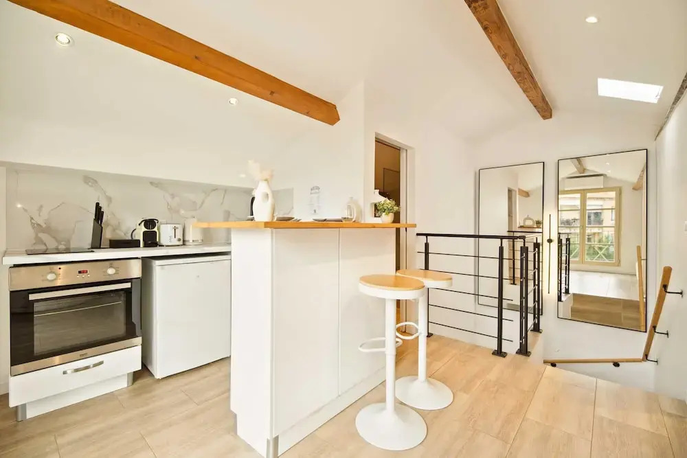 Bright Apartment - AC- 2P - Center of St Tropez