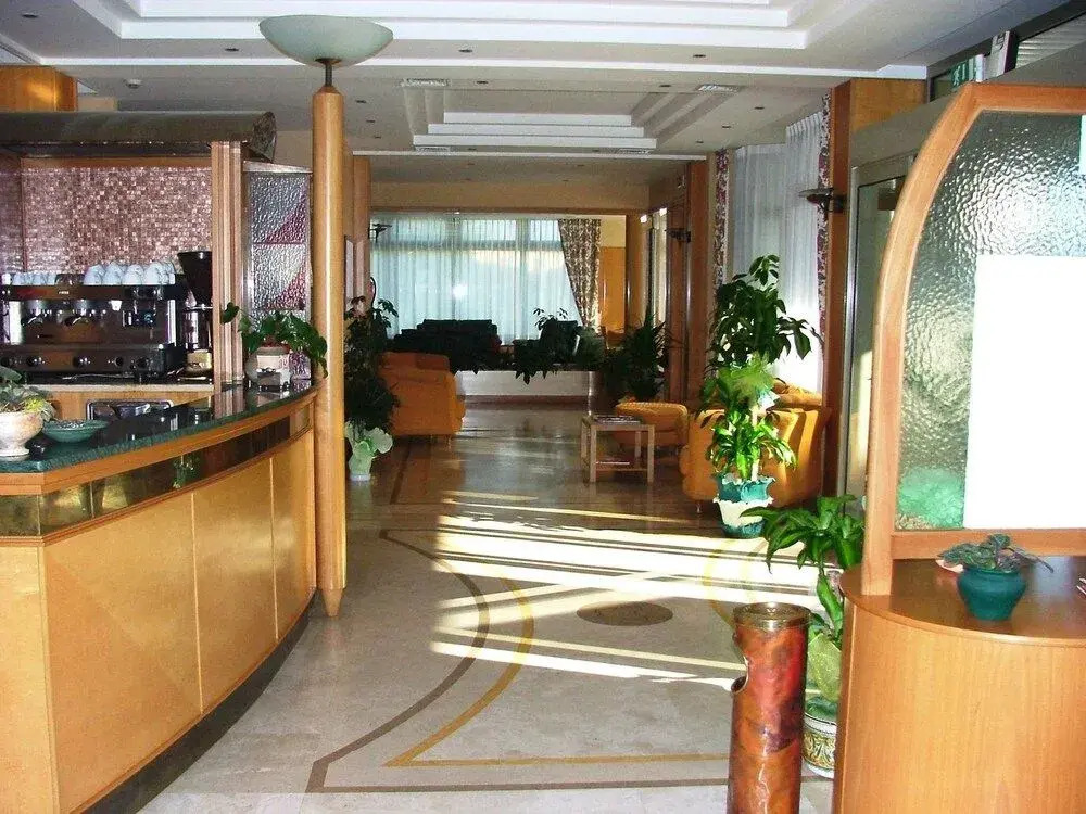 Hotel Lory & Ristorante Ferraro