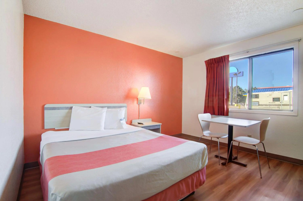 Motel 6-Colby, KS