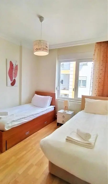 Flat Close to Beach With Balcony in Konyaalti