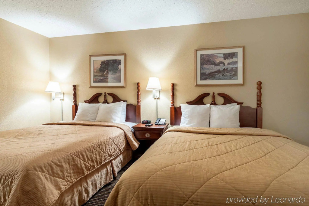 Rodeway Inn