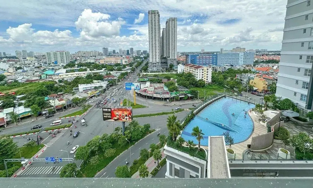Sunrise City Premium Urban Residence