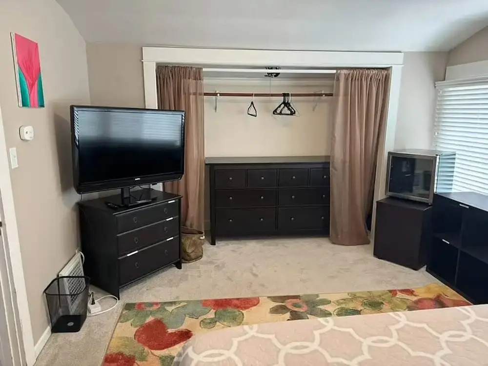 Historic Yakima Home 4BR Office Backyard Oasis