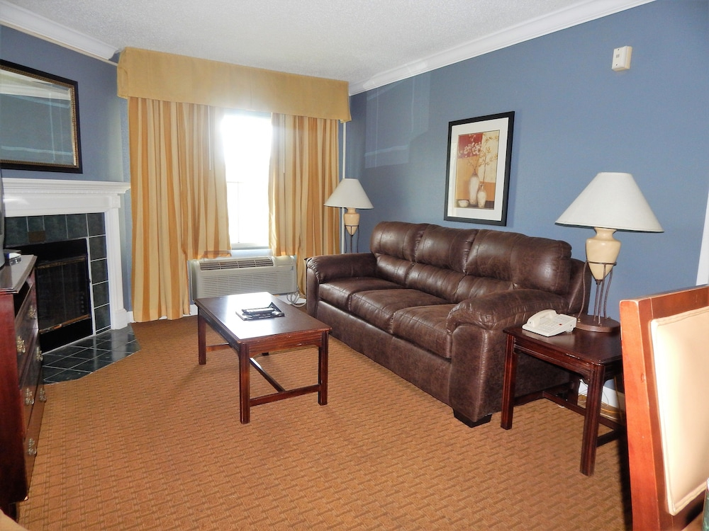 Richmond Suites Hotel