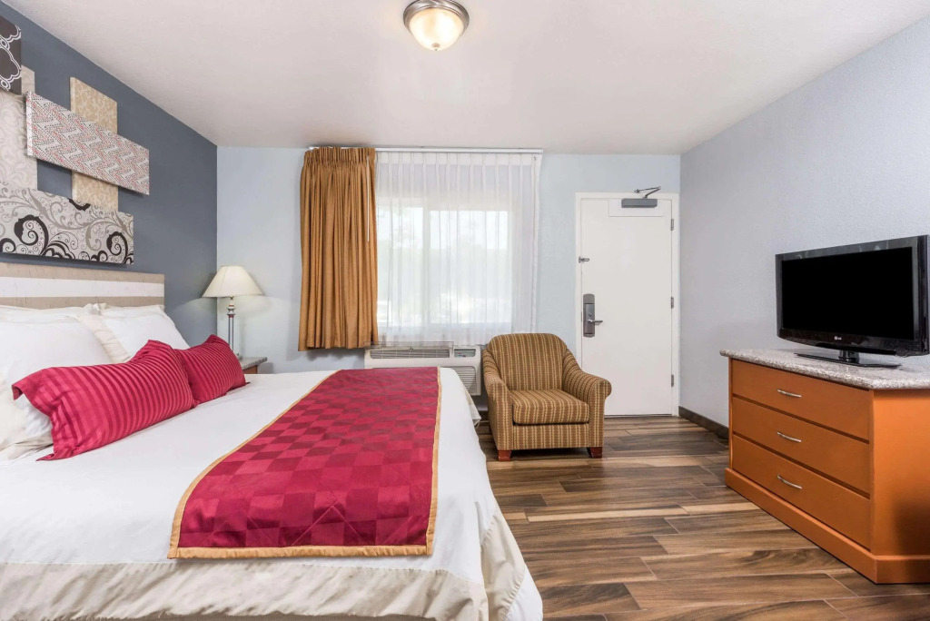 Ramada Limited SeaWorld