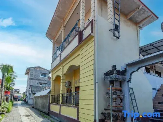 SN Guest House Near Trans Studio Mall