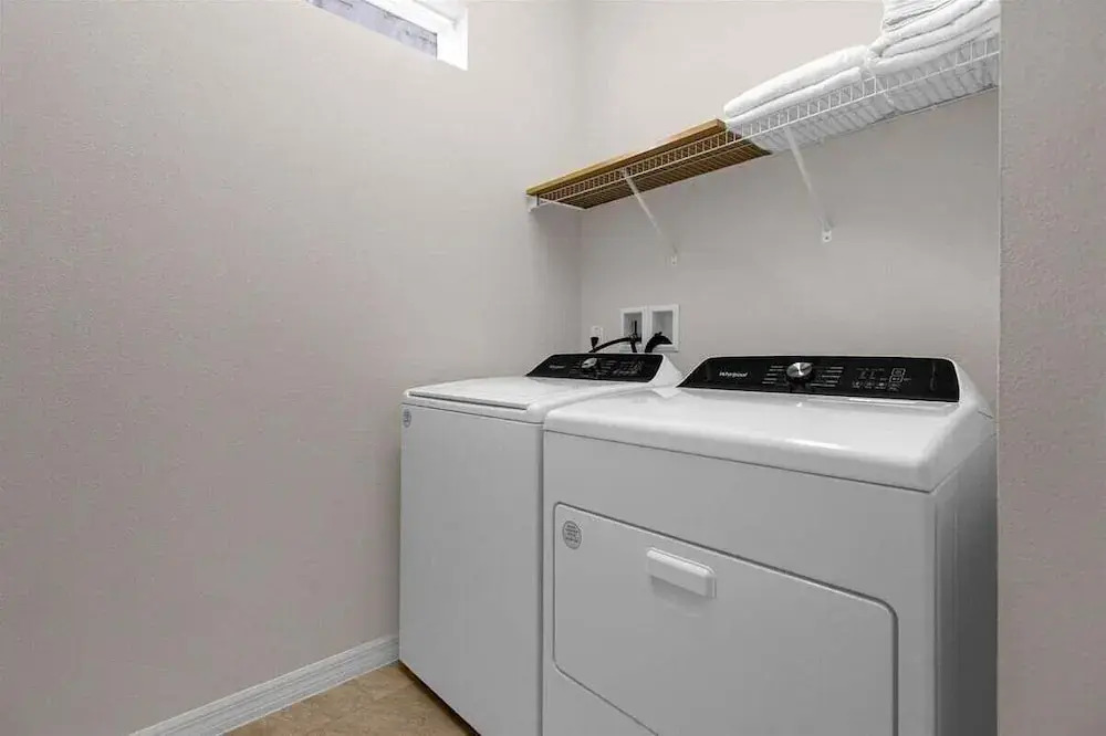 1931 Summer Dr · Brand New Model Home 5BR Villa/next to Clubhous