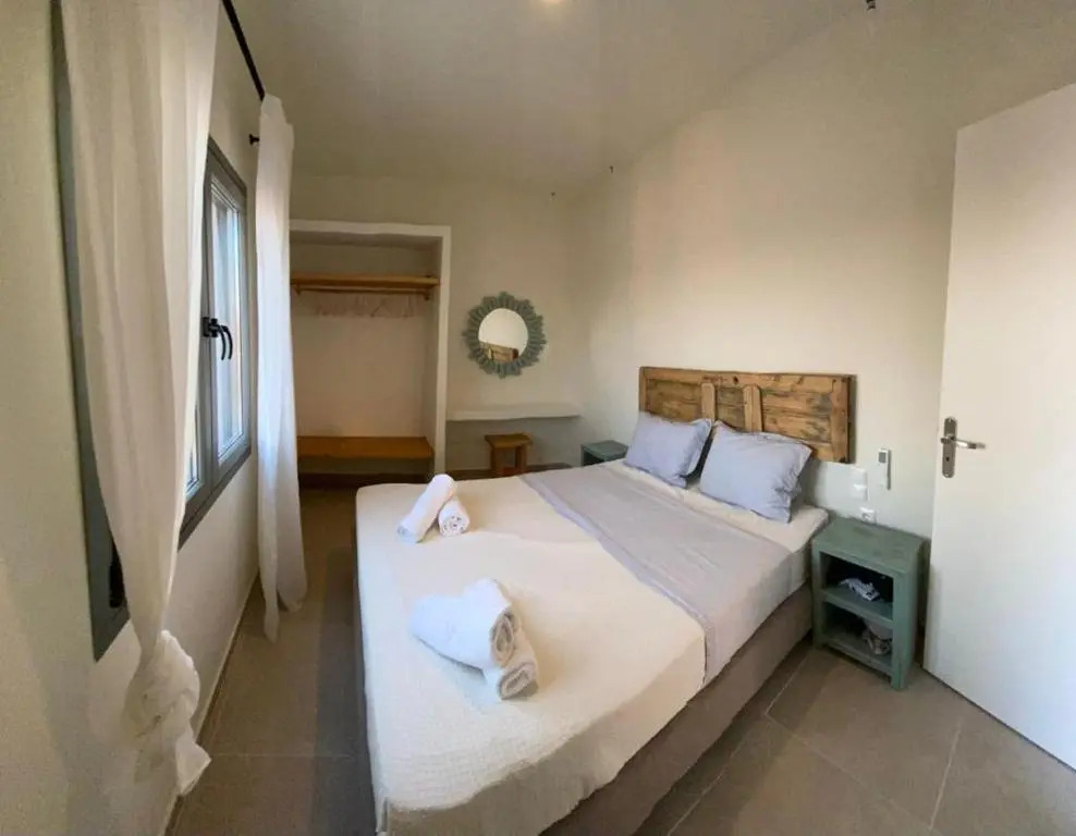 Deja blue villa 2