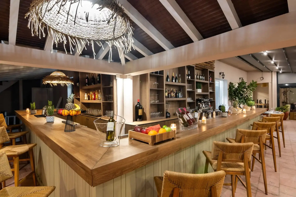 Petra Nera Skiathos, Philian Hotels & Resorts