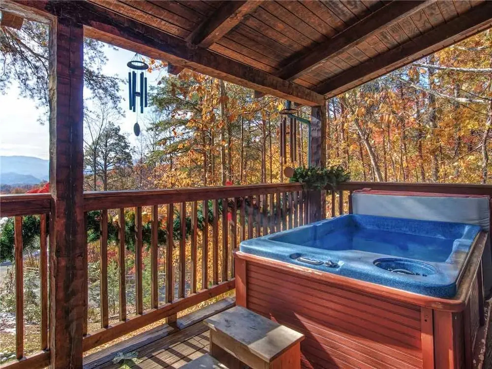 Moose Crossing - Three Bedroom Cabin
