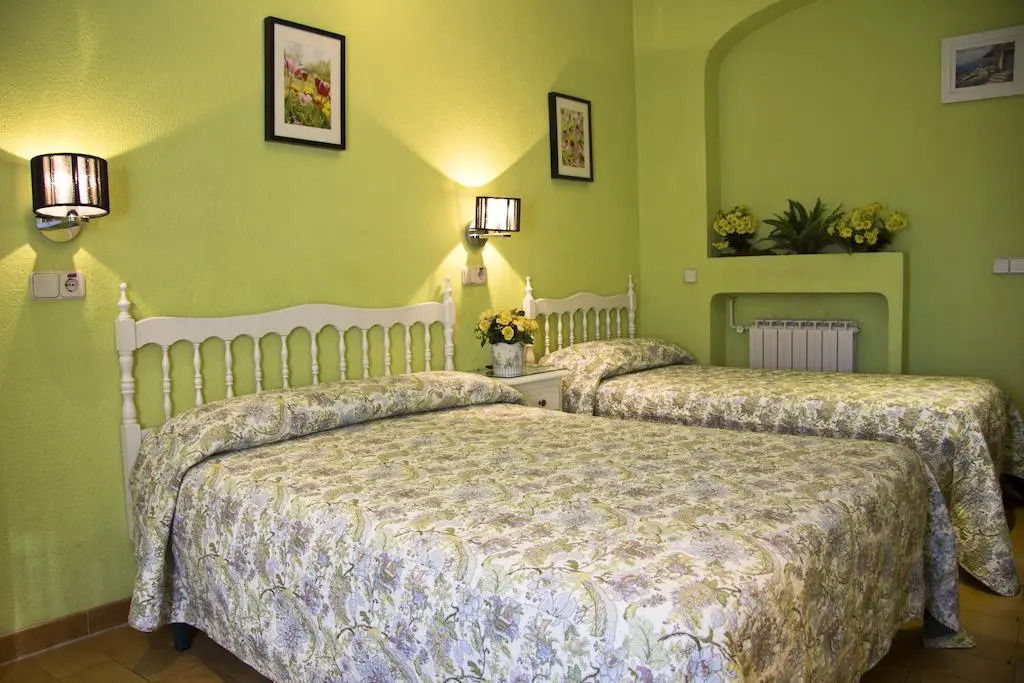 Hostal Los Alpes
