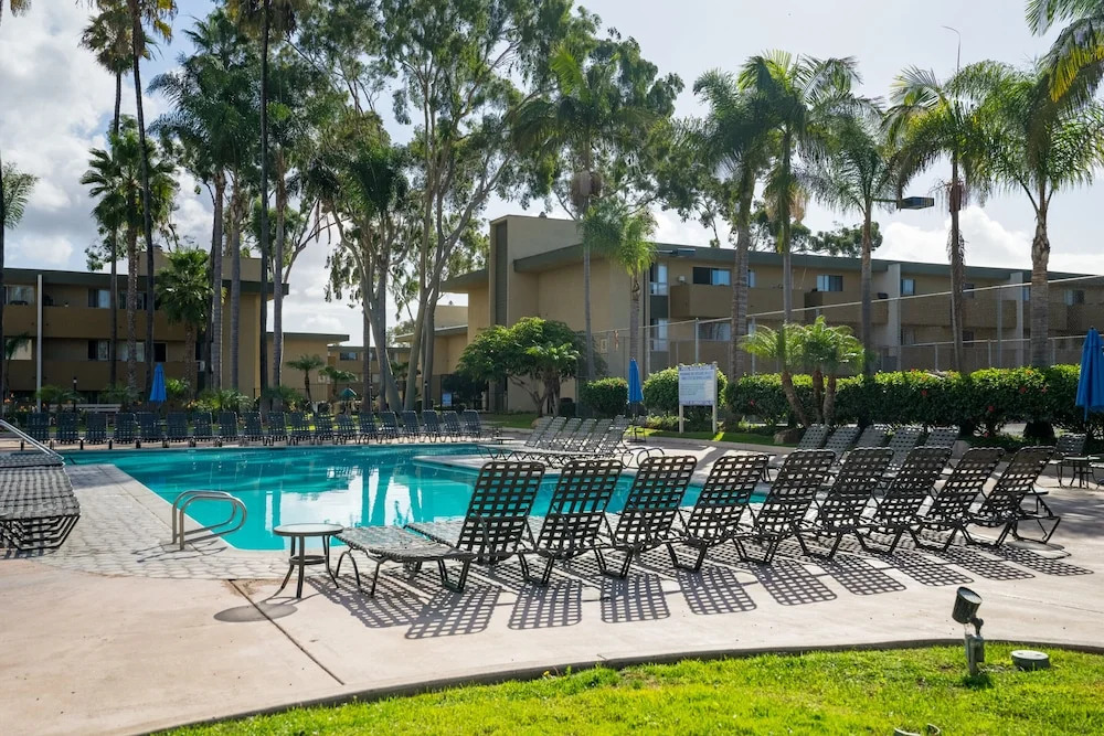 WanderJaunt Pacific Beach Apartments